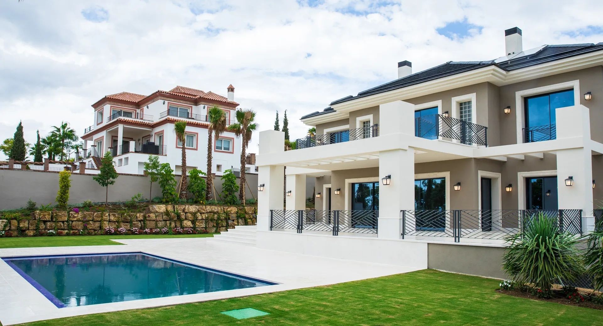 Luxe leven op hoog niveau – adembenemende nieuwbouwvilla met panoramisch zeezicht aan de Costa del Sol foto 28