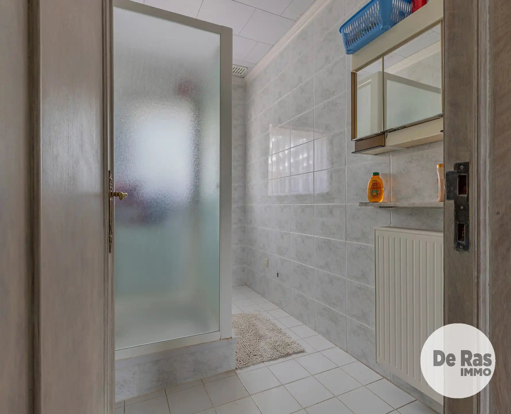 HERZELE - Ruime villa met magazijn op 16a18ca&nbsp; foto 12