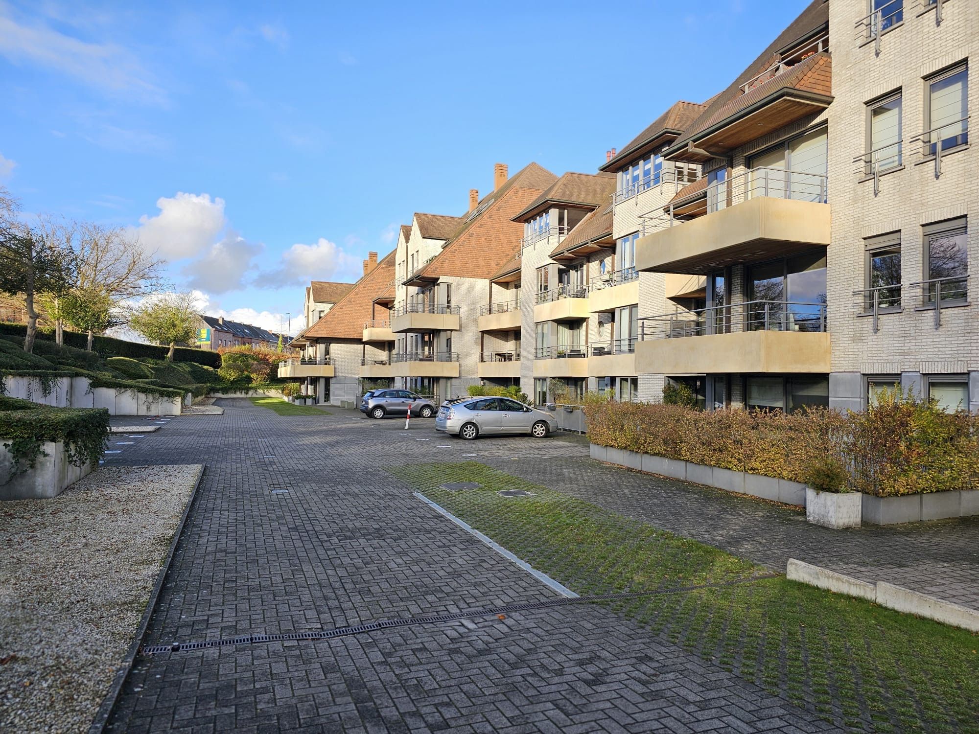 Instapklaar appartement met 2 terrassen (omgeving Osbroekpark) foto 2