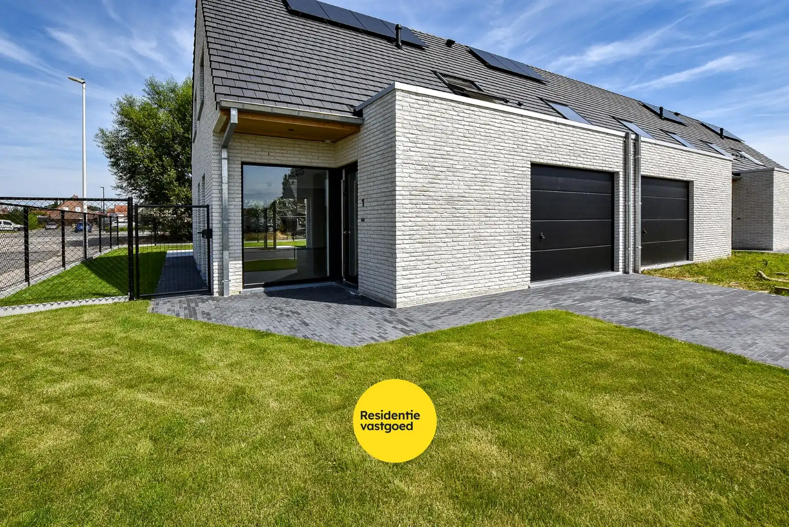 Ruime energiezuinige recente halfopen bebouwing  (2024) met inpandige garage op 258m² gelegen te Houthulst. foto 27