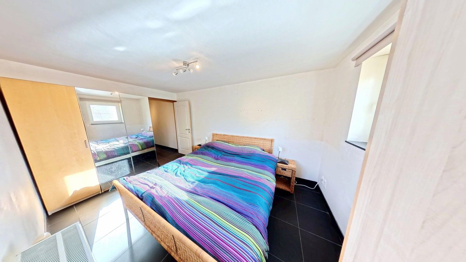 Ruime woning met mogelijkheid tot 4 slaapkamers! foto 11