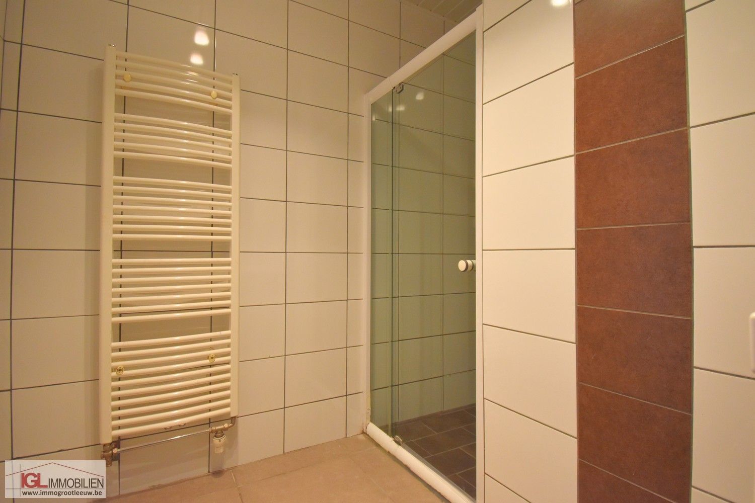 2-kamer appartement te Sint-Pieters-Leeuw met gunstige EPC! foto 9