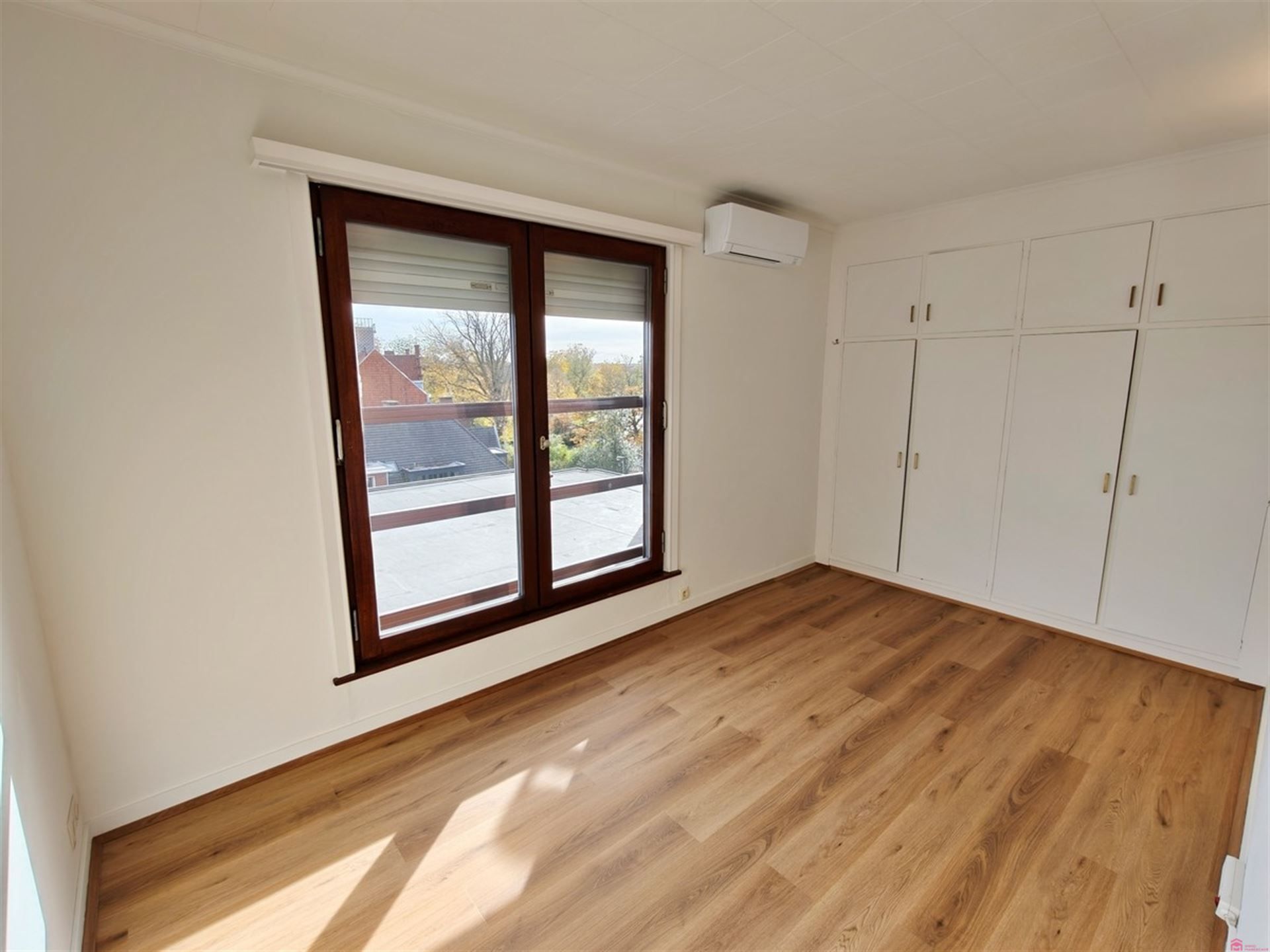 Dakappartement met heel aangenaam terras foto 8