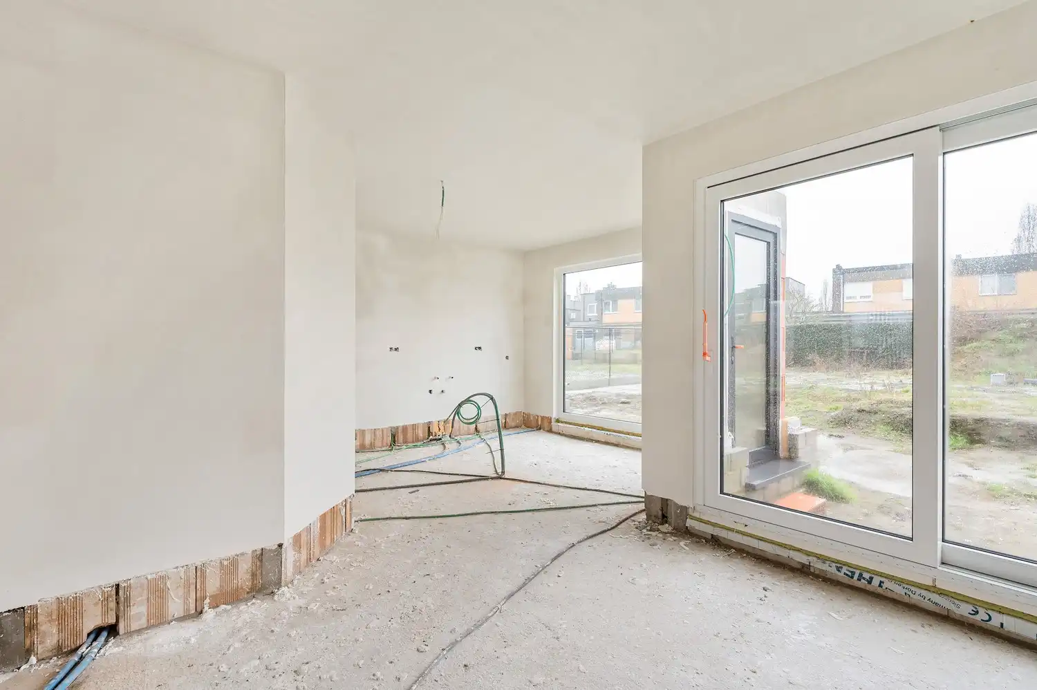 Nieuwbouw in doodlopende straat foto 13