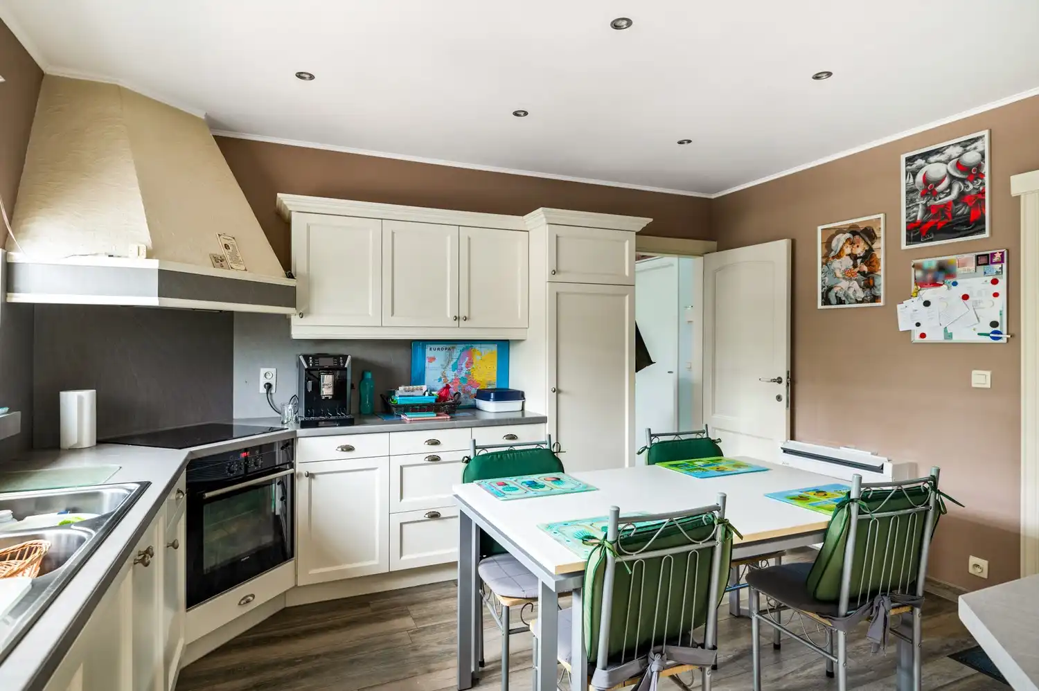 Charmante energiezuinige villa met prachtige tuin op toplocatie in Brasschaat foto 10