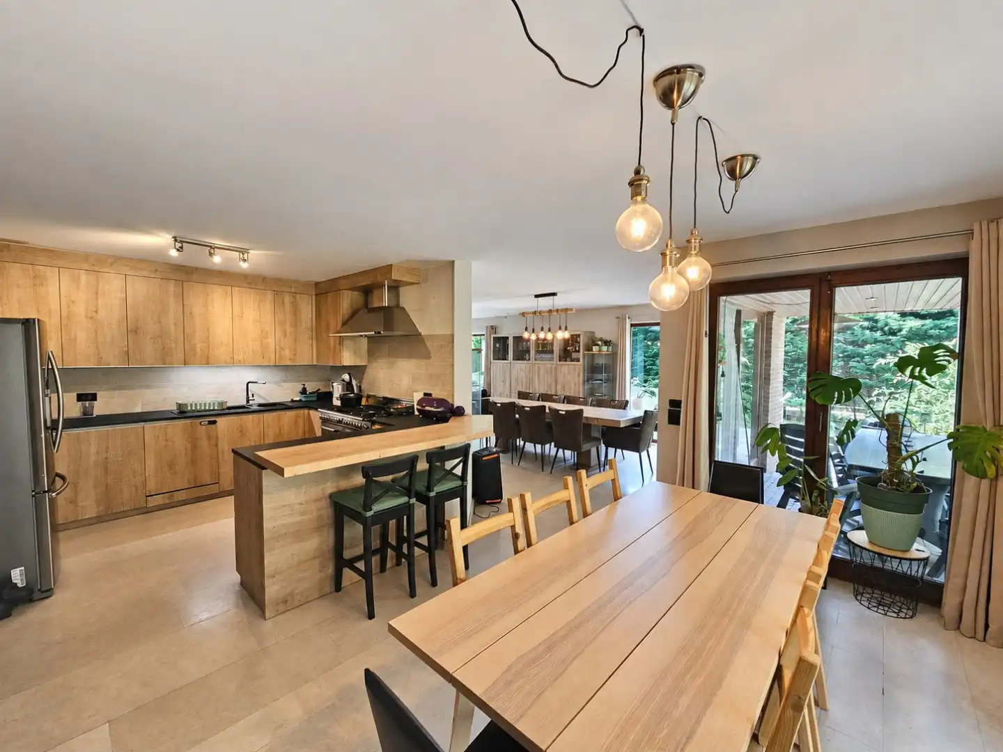 Villa met 4 slaapkamers in groene omgeving. foto 6