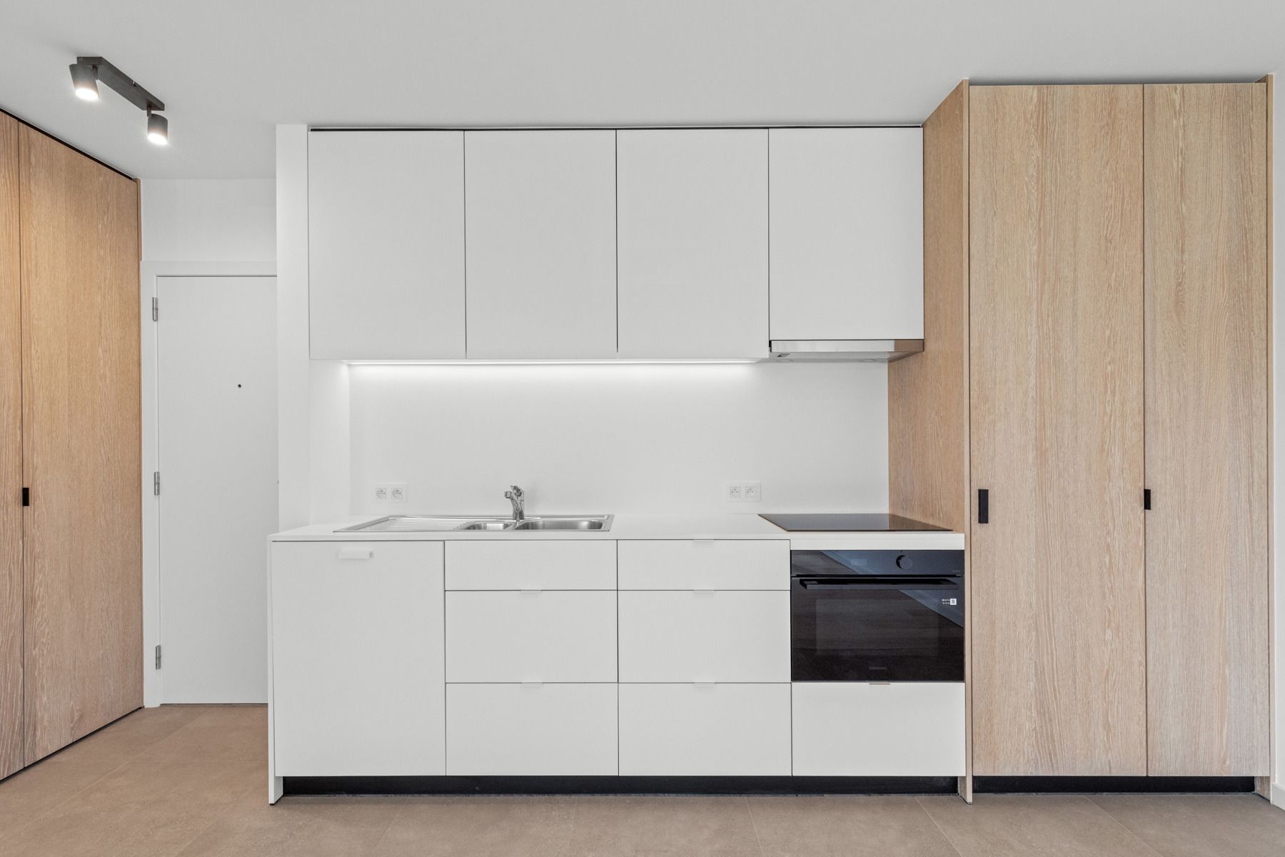 Hoogwaardig 2-slpk appartement op centrale ligging te Gent foto 3