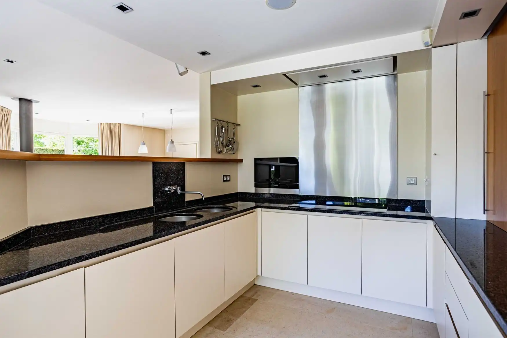 Exclusieve villa met zuidgerichte tuin in residentieel Jabbeke foto 8