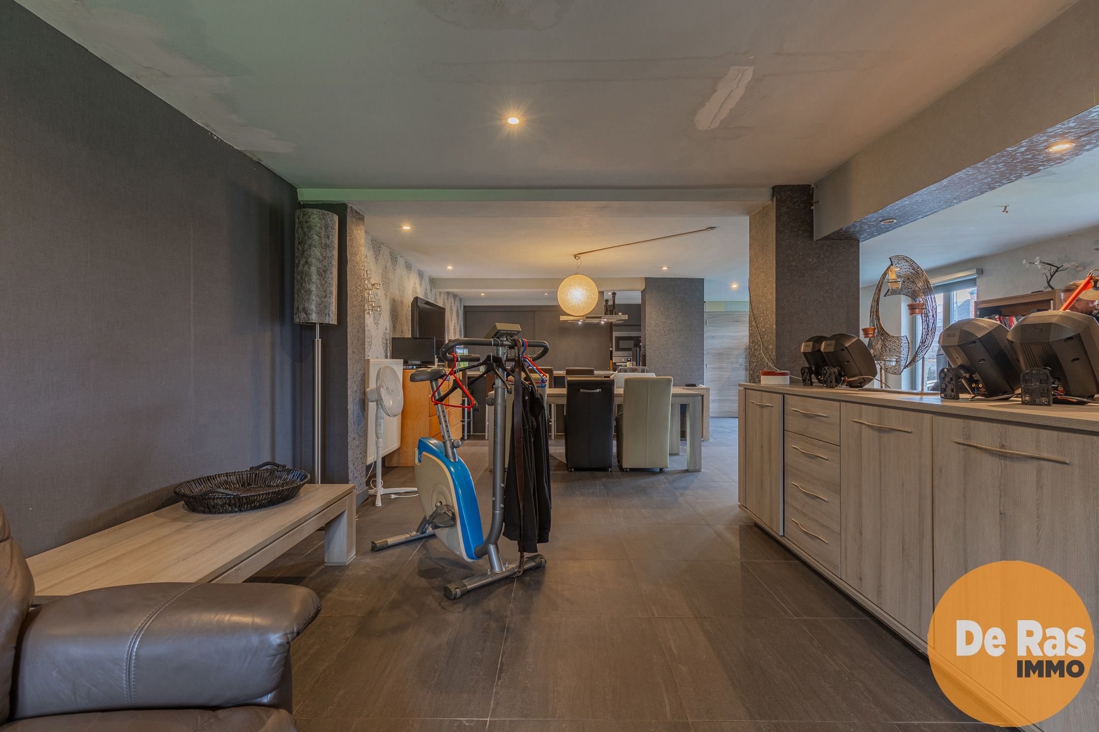 GAVERE - Te renoveren woning met leuke tuin foto 7