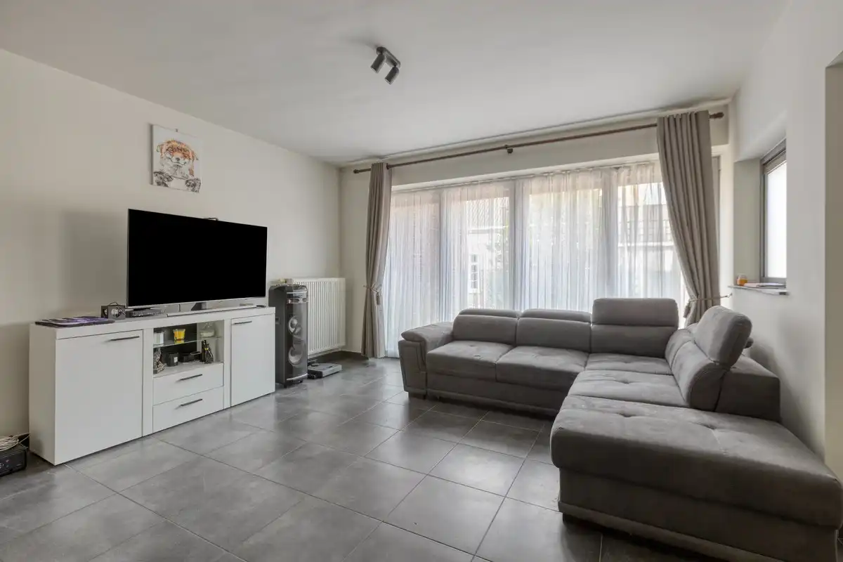 Stijlvol appartement met twee slaapkamers aan de stadsrand foto 5