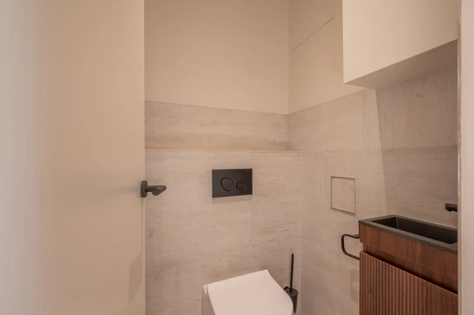 Prachtig lichtrijk hoekappartement te koop in de residentie Tarragonna te Duinbergen, vlak aan Park 58. foto 12