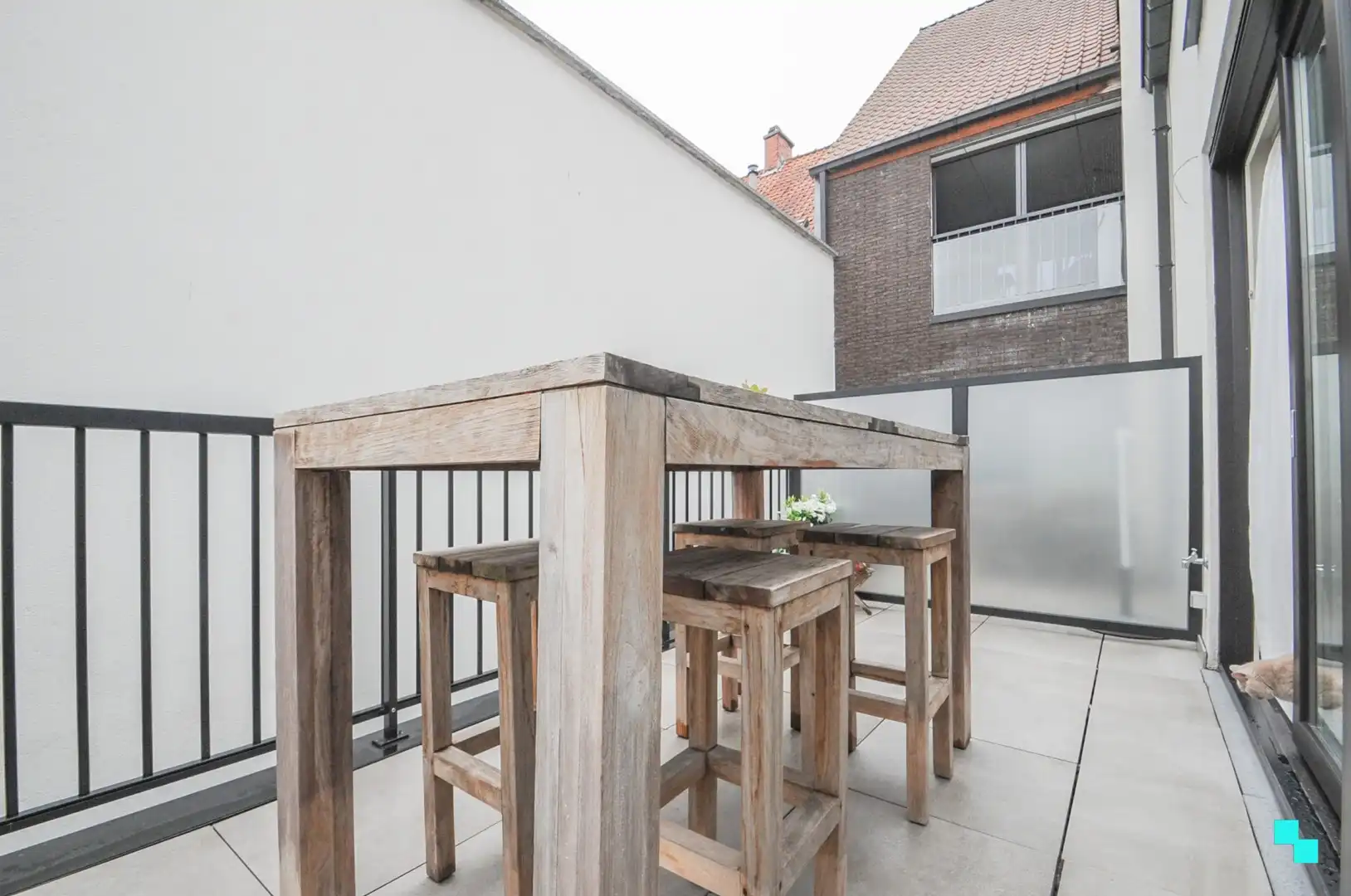 Zeer ruim appartement centraal in Izegem foto 7