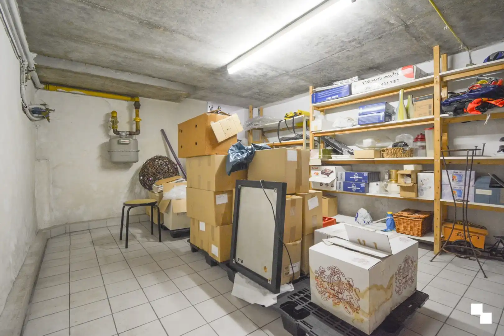 Handelswoning met winkel en atelier op commerciële ligging te Hooglede foto 22