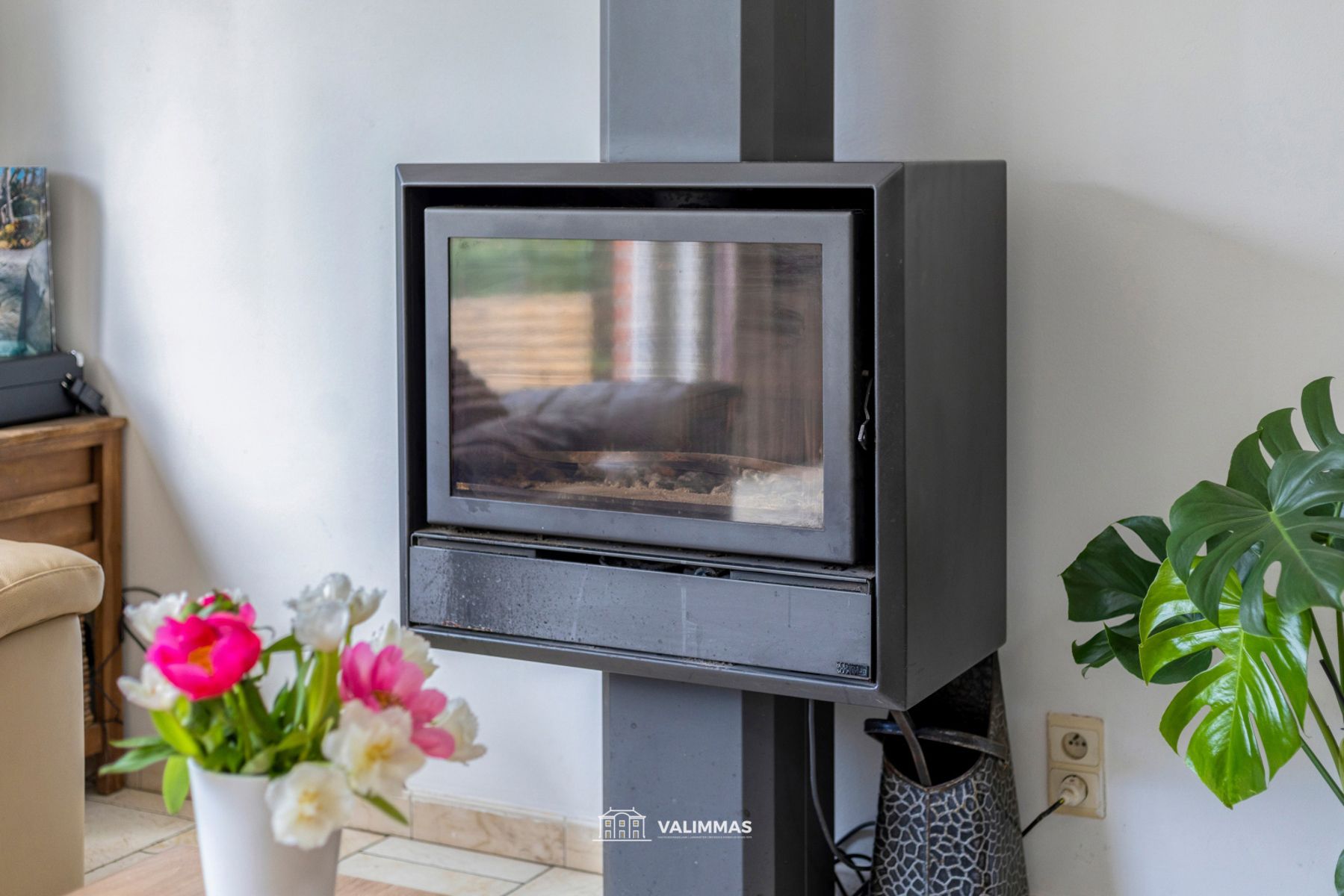 Een verzorgde, instapklare rijwoning met garage & mooie tuin foto 8