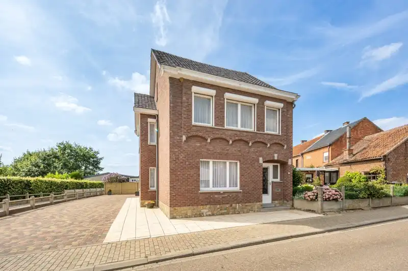 Verzorgde woning met onderhoudsvriendelijke tuin op 2are 55ca en gelegen in het centrum van Kortenaken foto 26