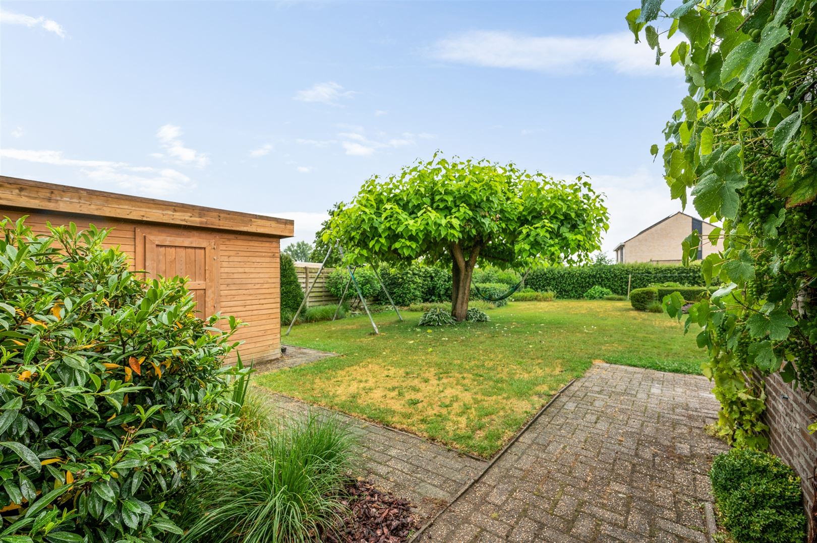 Karakteristieke laagbouwwoning met 3 slk op ca. 1.400m2 foto 6