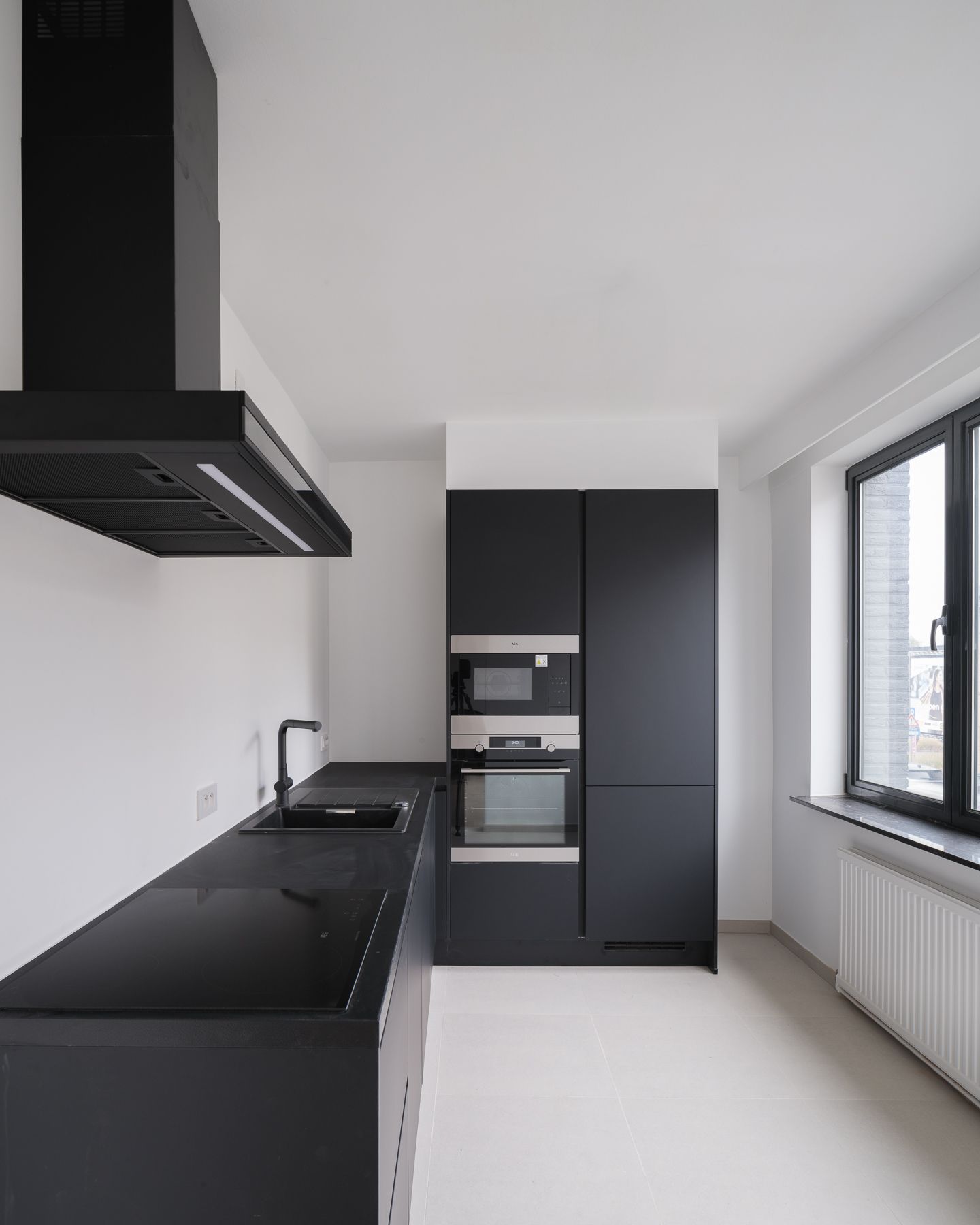Lichtrijk éénslaapkamer appartement te Deinze foto 3