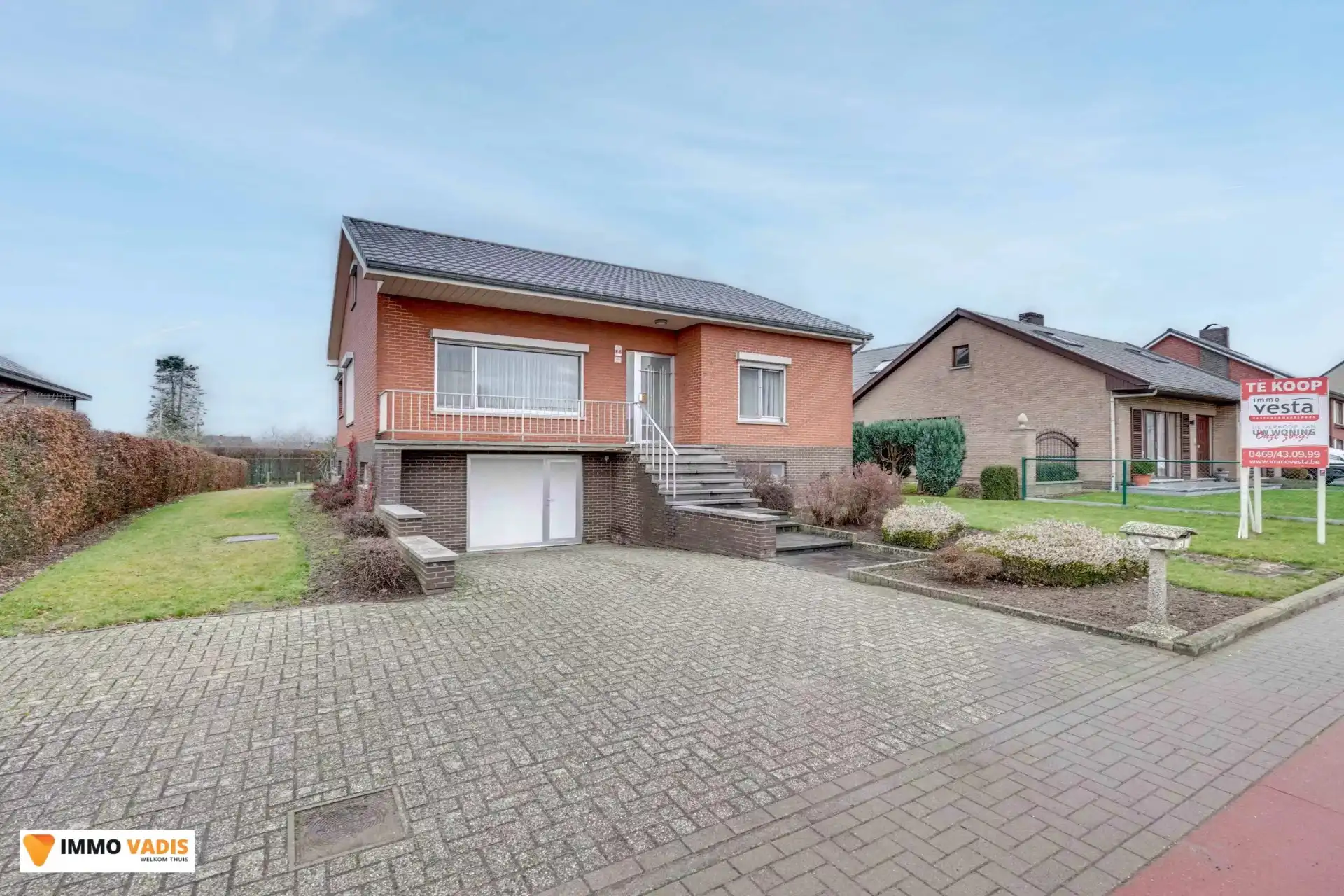 Hoofdfoto van de publicatie: Ruime open bebouwing met 4 slaapkamers in rustige omgeving