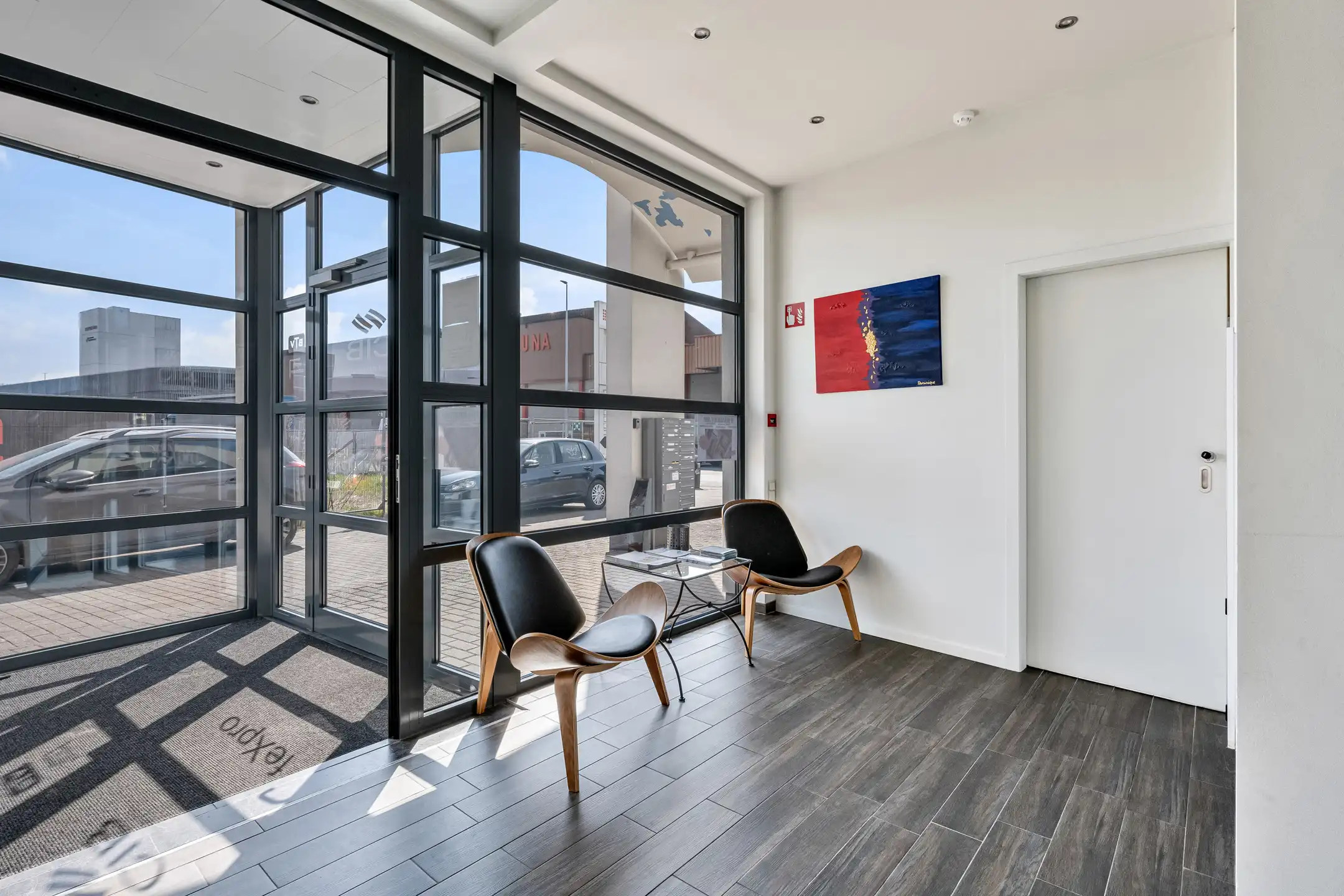 Instapklaar kantorencomplex op toplocatie ten zuiden van Gent foto 4