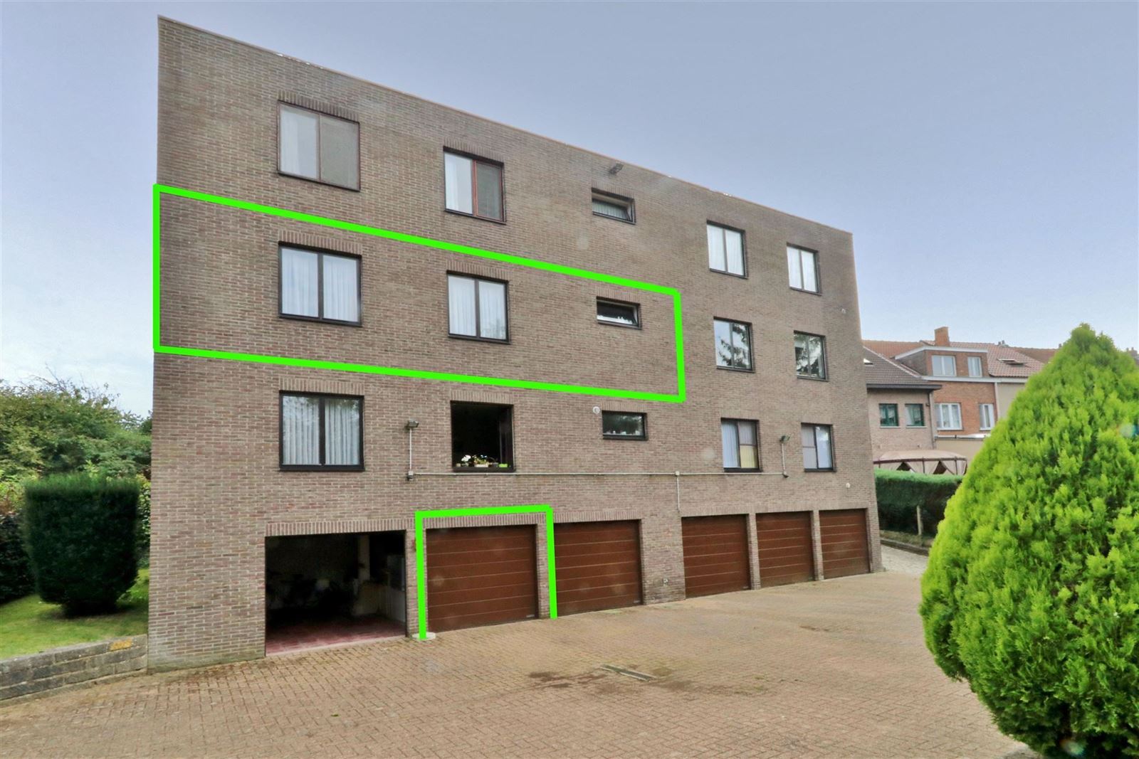 Appartement met 2 slaapkamers, terras en garage foto 13
