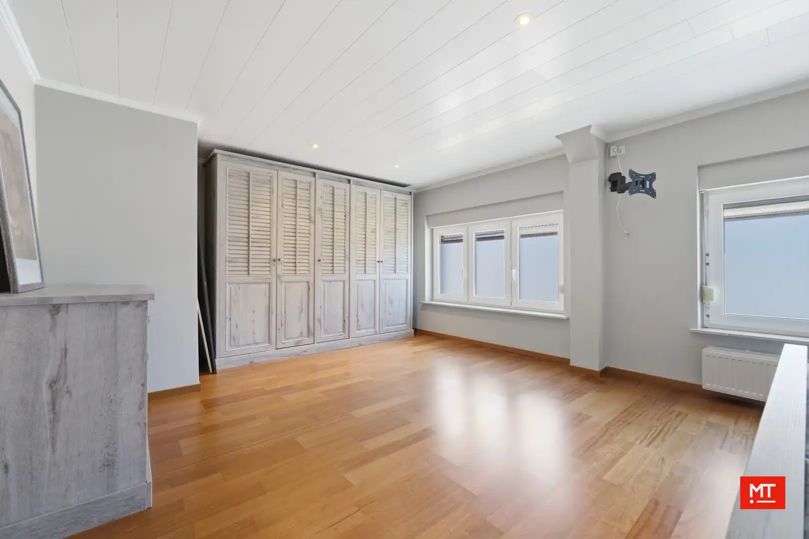 Ruime, instapklare woning met loods in het centrum van Wervik foto 22