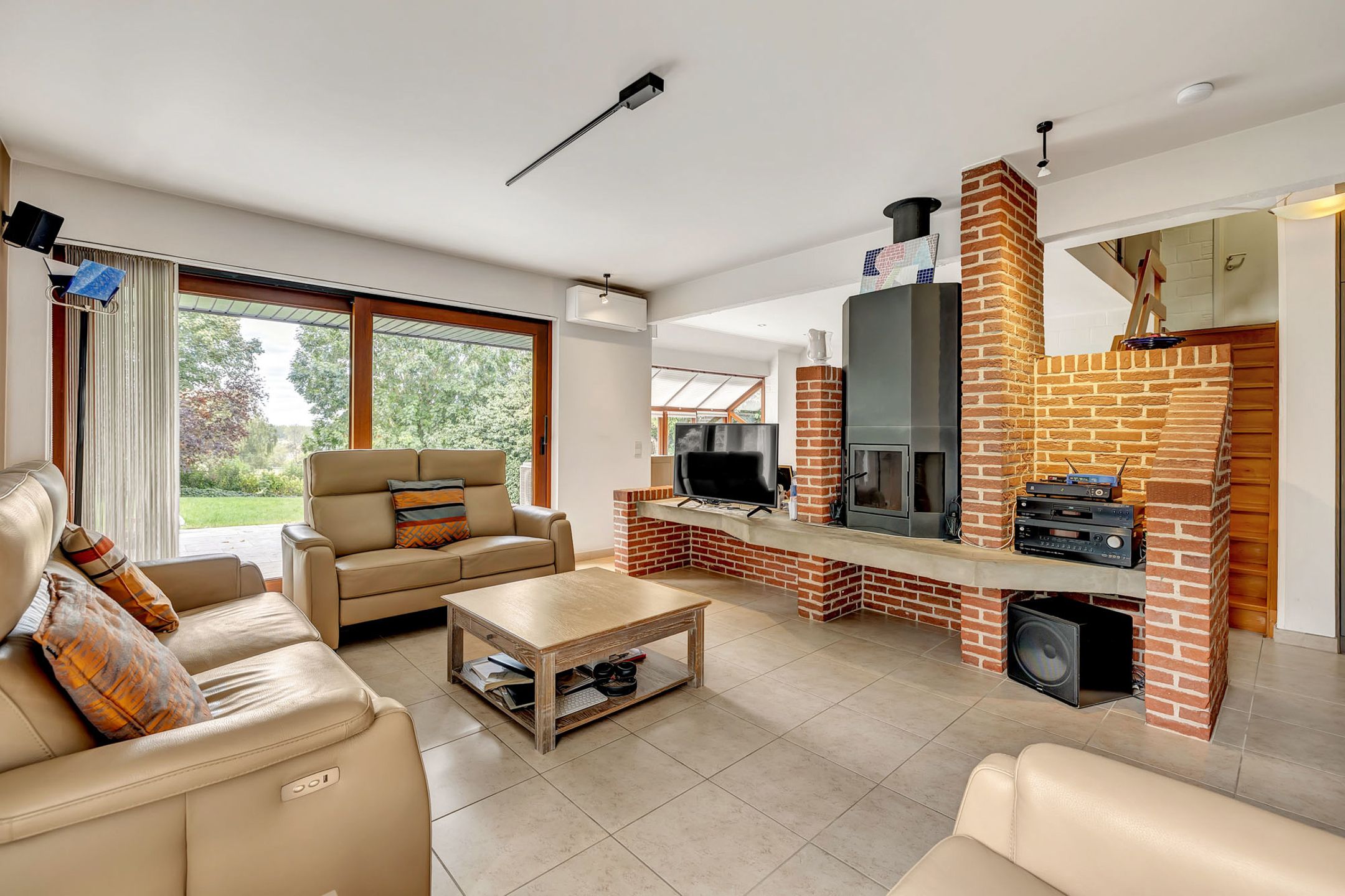 Instapklare woning op unieke locatie foto 4