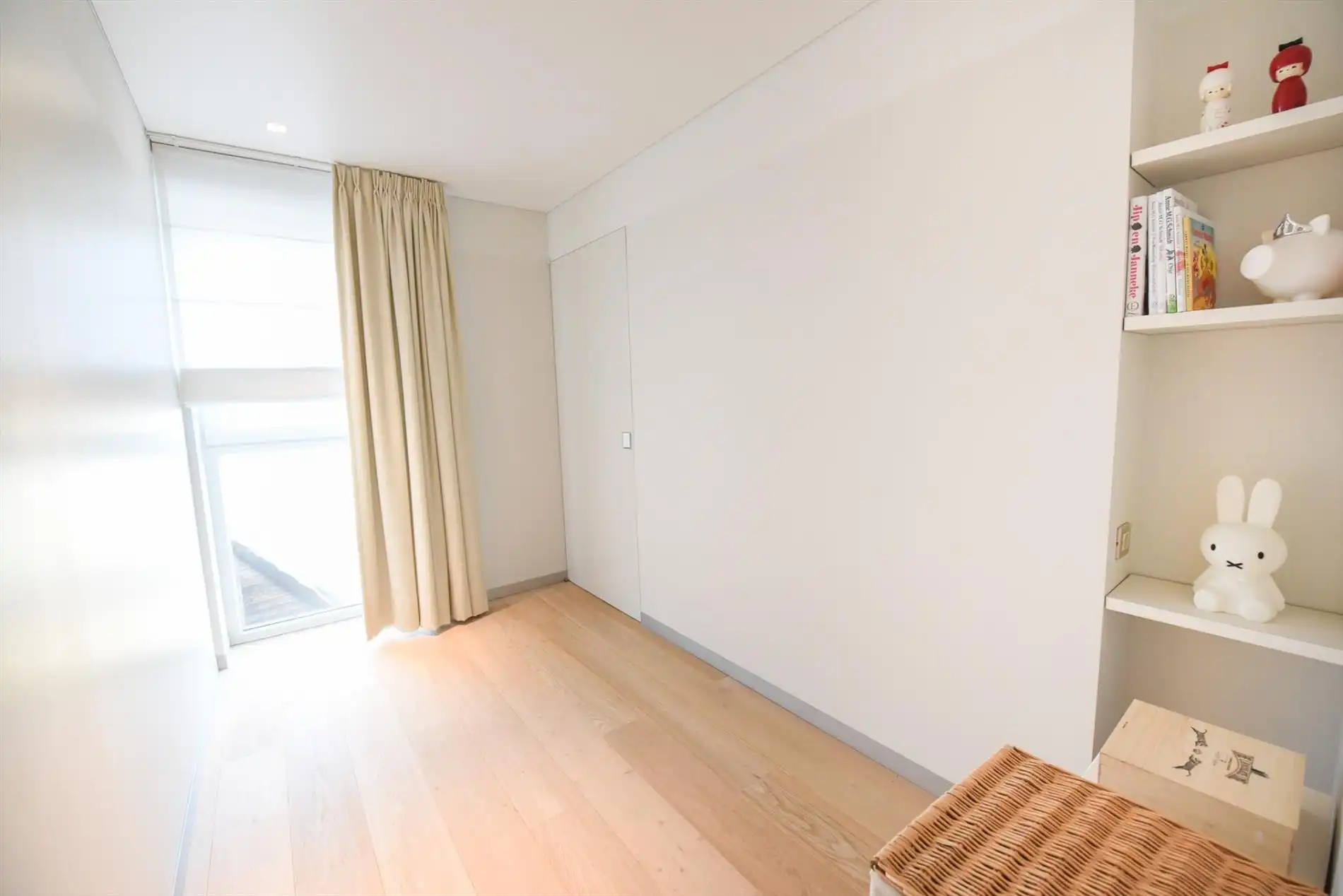 Prachtig instapklaar appartement TE HUUR centrum Waregem. foto 9
