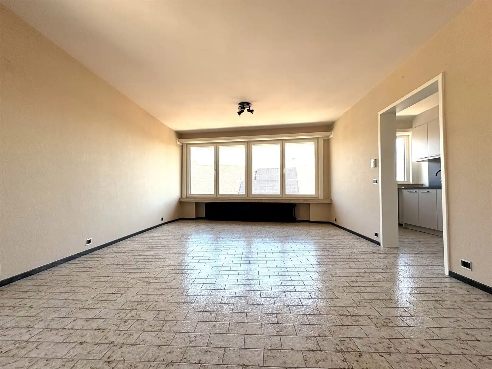 Compleet gerenoveerd appartement in centrum foto 2