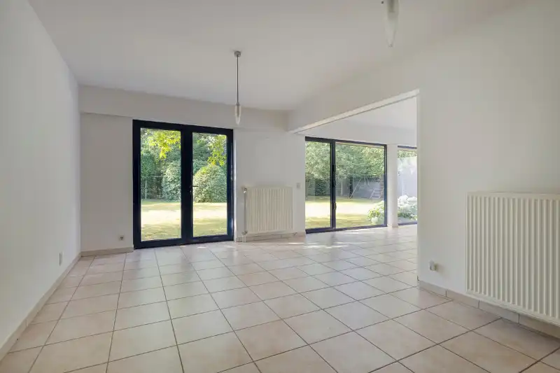 Villa met bewoonbare oppervlakte van 350m2 prachtig en rustig gelegen op perceel van 18a14 nabij het centrum van Bonheiden. foto 26