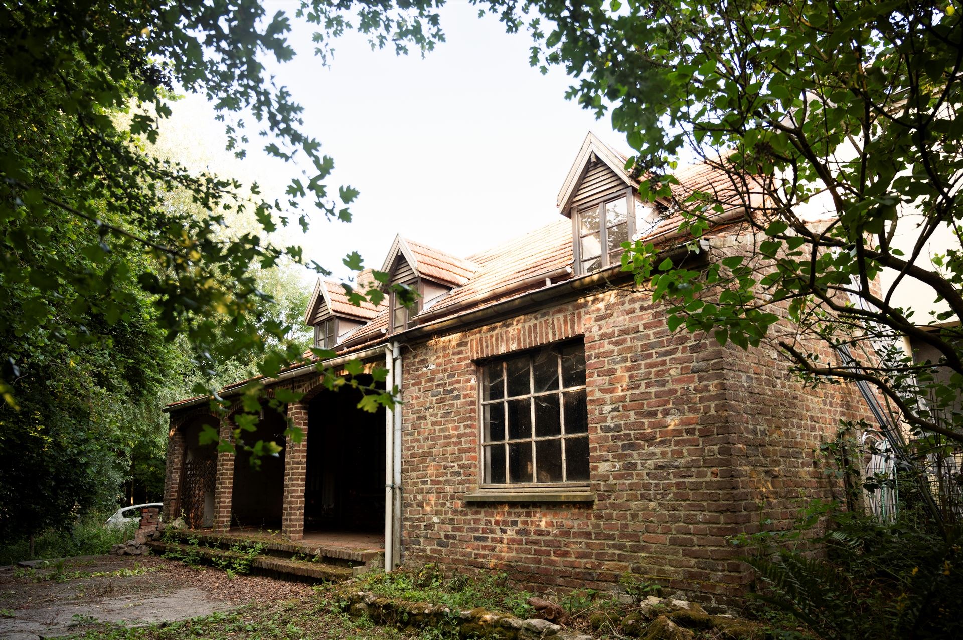 volledig te renoveren woning foto 14