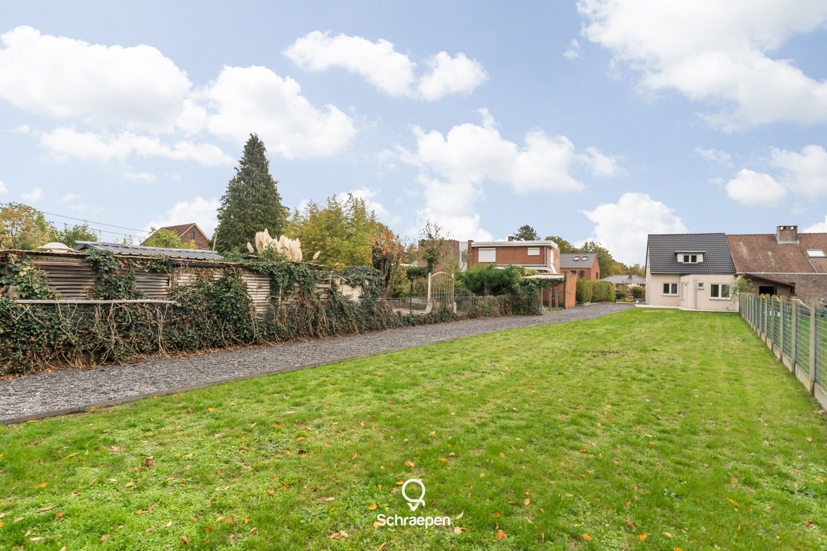 Karaktervolle woning met 2 slpks op een perceel van circa 8,5 are te Genk! foto 23