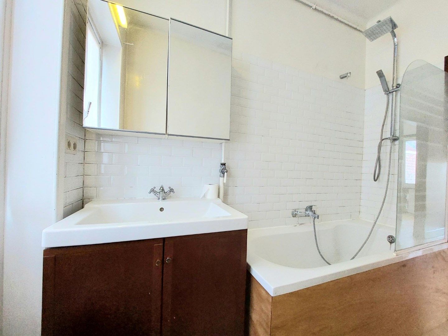 Ruime woning in art deco stijl foto 7