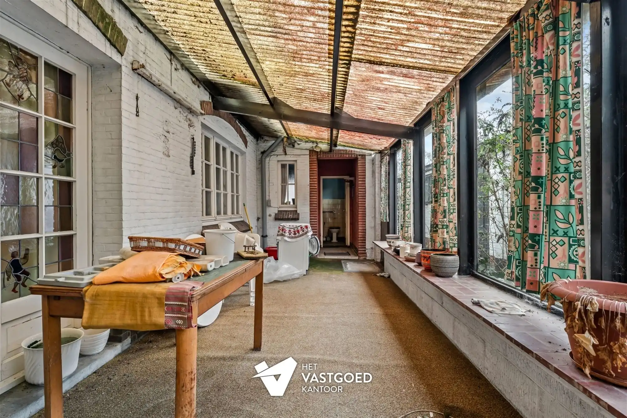 PRACHTIGE, STATIGE WONING IN CENTRUM MET ENORM POTENTIEEL foto 12