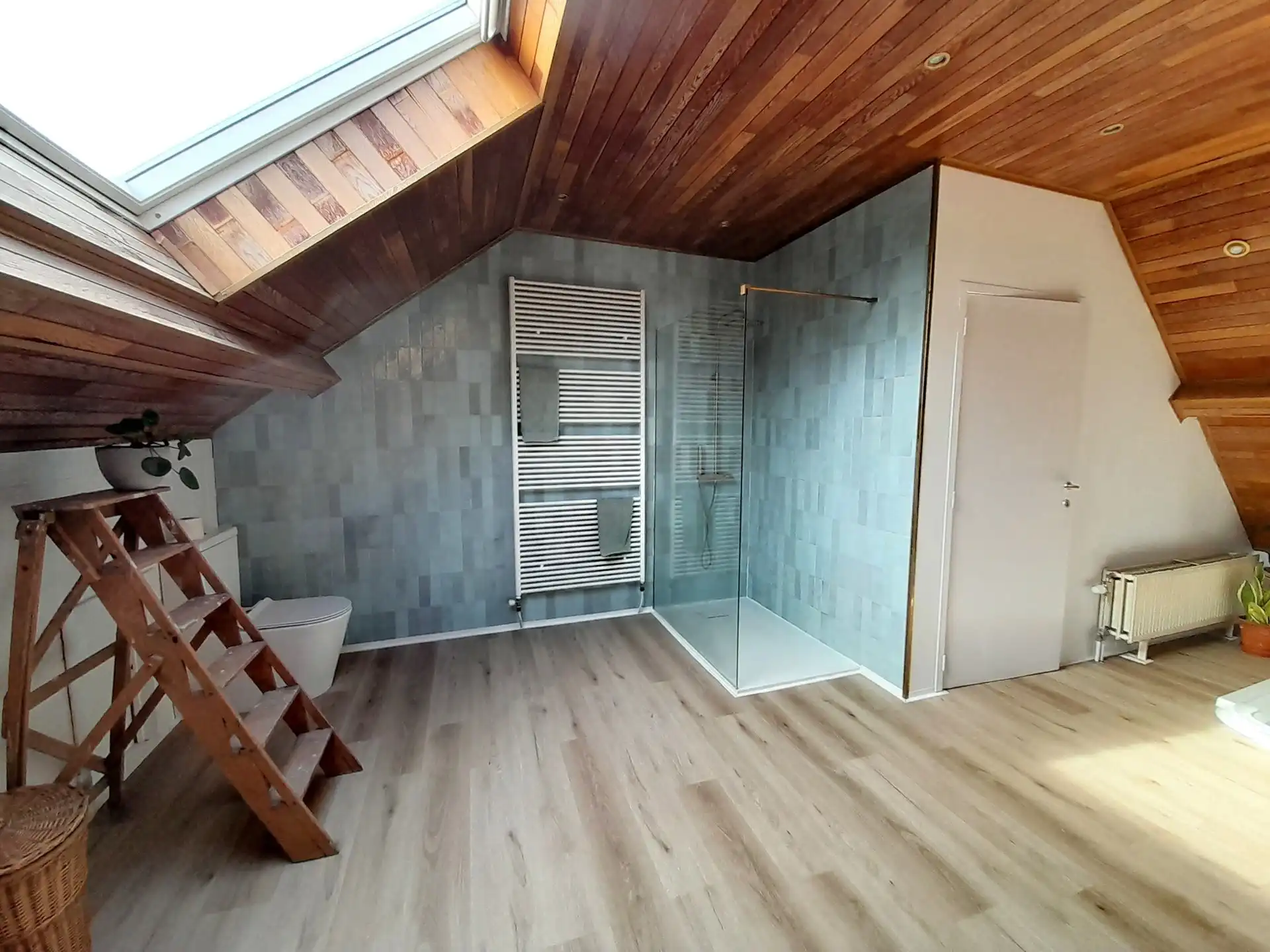 Langgevelhoeve met grote schuur, bakhuis en verwarmd zwembad foto 20