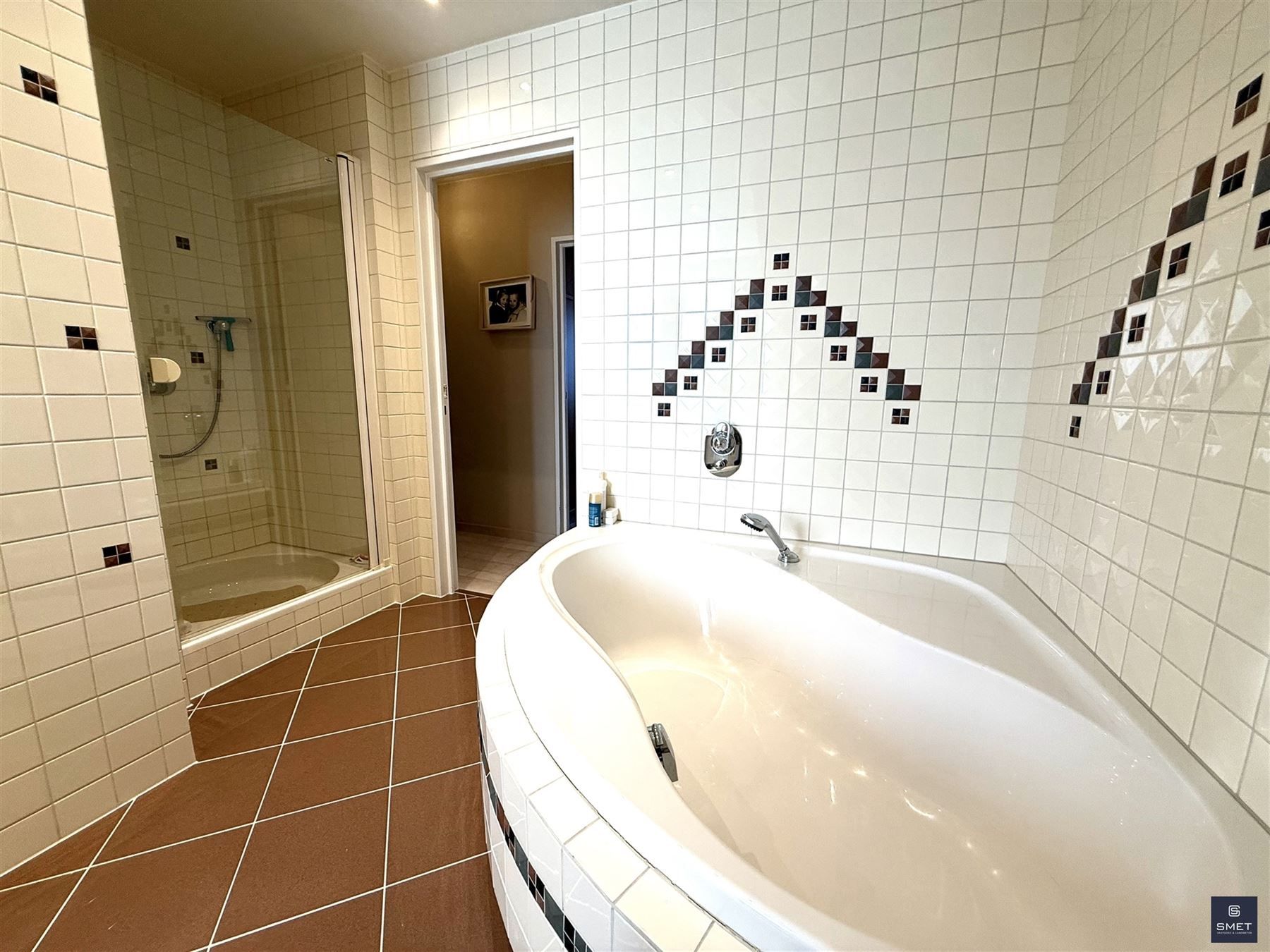 WOONST MET HANDELSRUIMTE OF KANTOOR -  TOPLOCATIE  foto 19