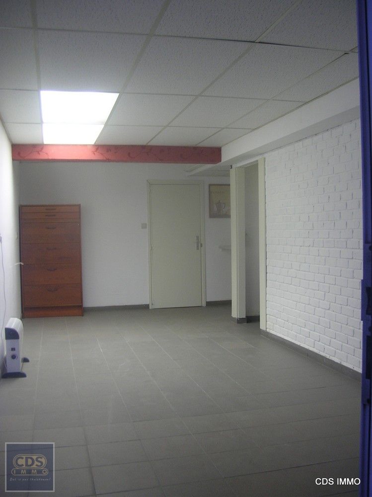 Magazijn +/- 400 m² foto 7