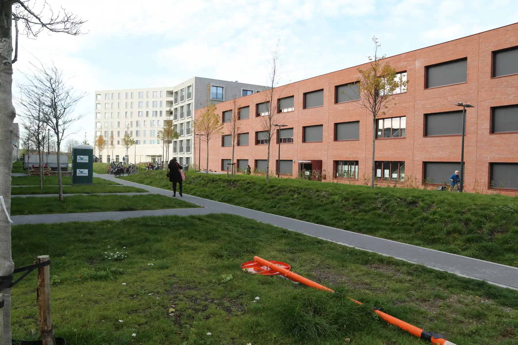 Licht appartement met 2 terrassen op centrale locatie. foto 15