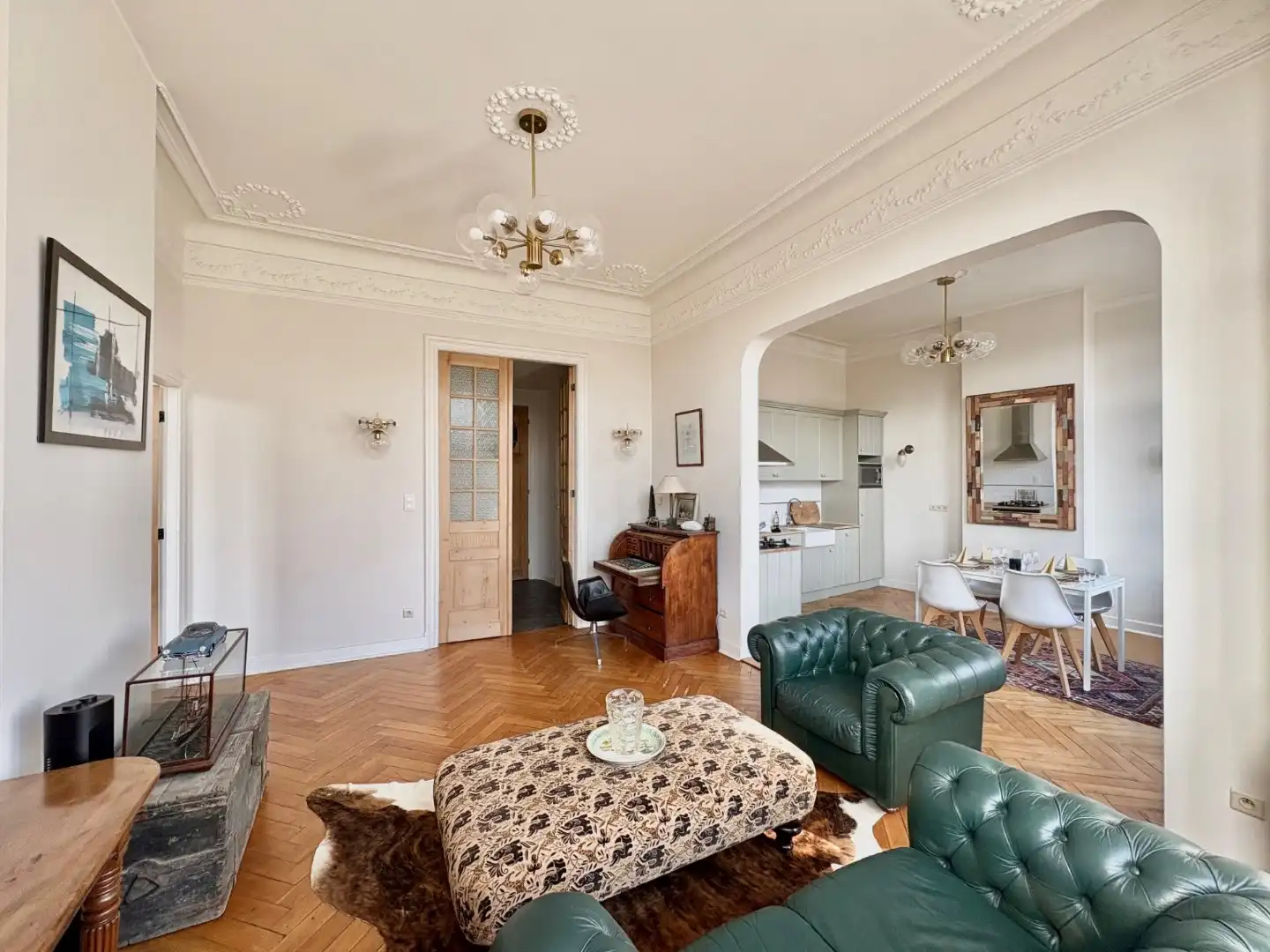 Stijlvol 2-slaapkamerappartement op wandelafstand van Centraal Station foto 4