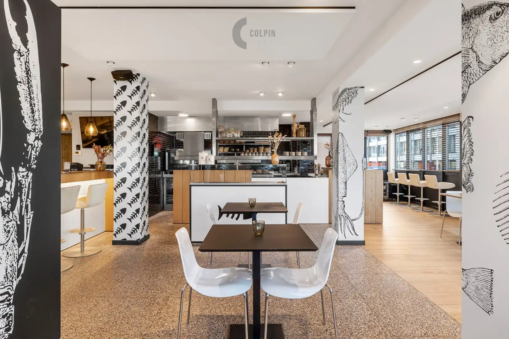 Uniek handelspand op de Zeedijk van Zeebrugge met zeezicht foto 10