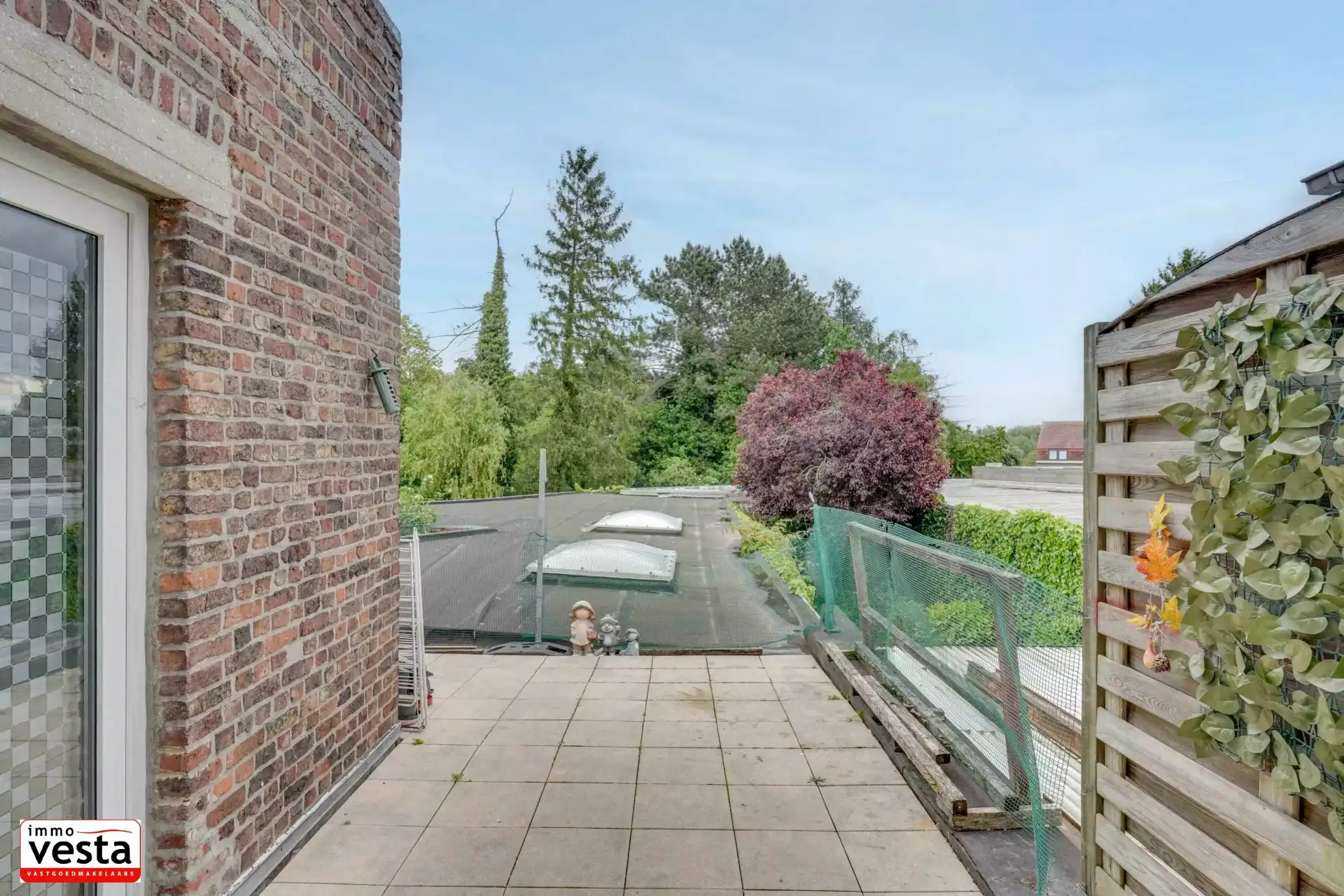Investeringspand met winkel en appartement foto 27