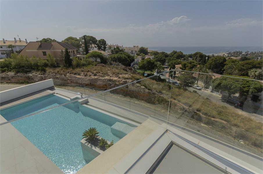 NIEUWBOUW VILLA'S 250 m VAN HET STRAND IN CAMPOAMOR foto 4