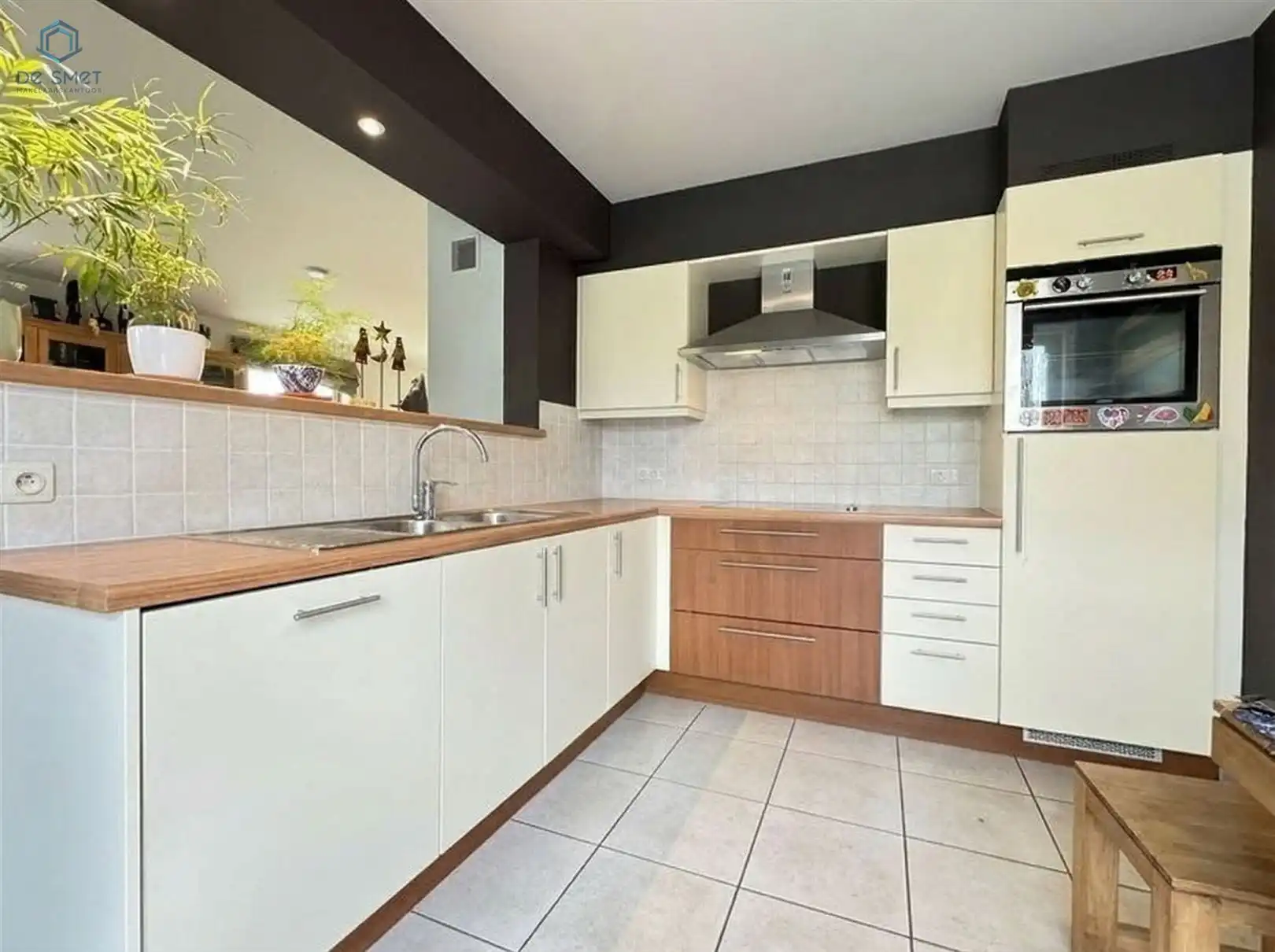 RECENTE ENERGIEZUINIGE VILLA MET MOOIE TUIN foto 10