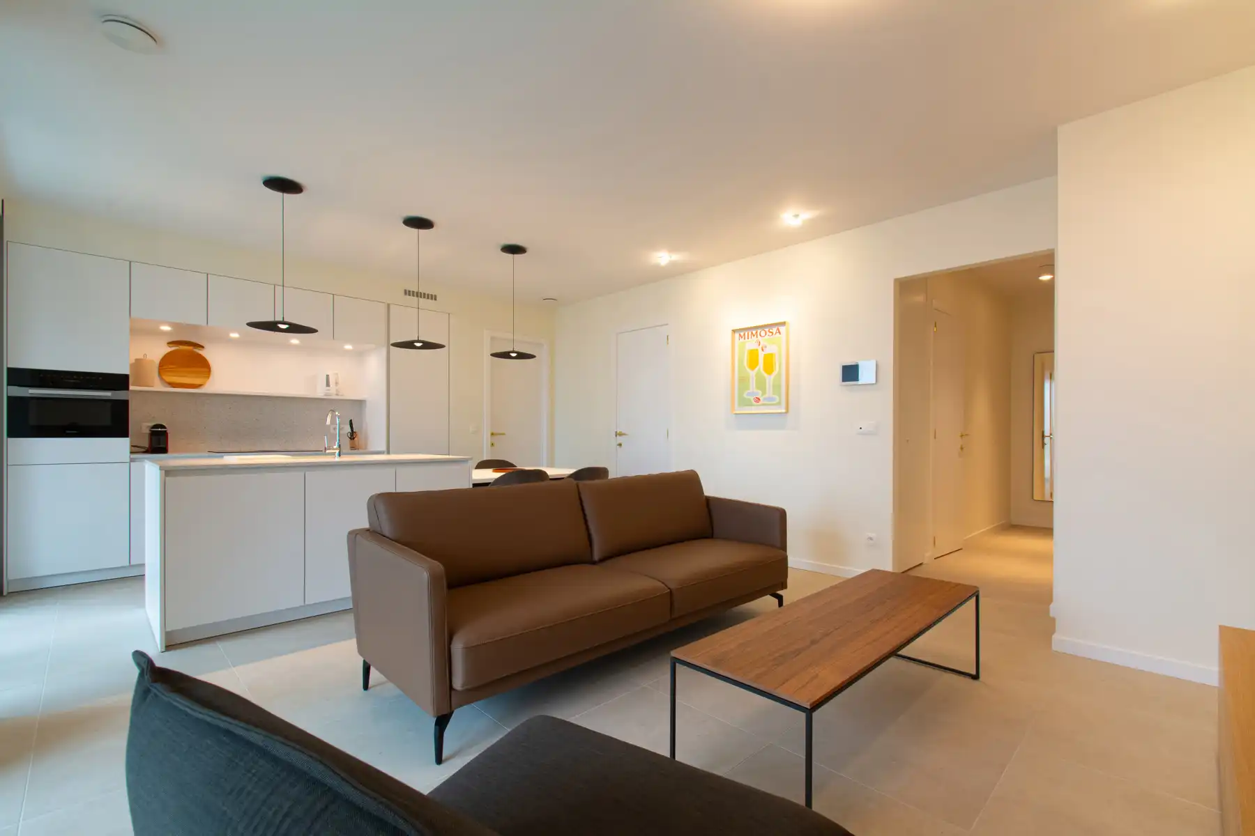 Prachtig gemeubeld 2-slaapkamer appartement met mooi terras foto 2