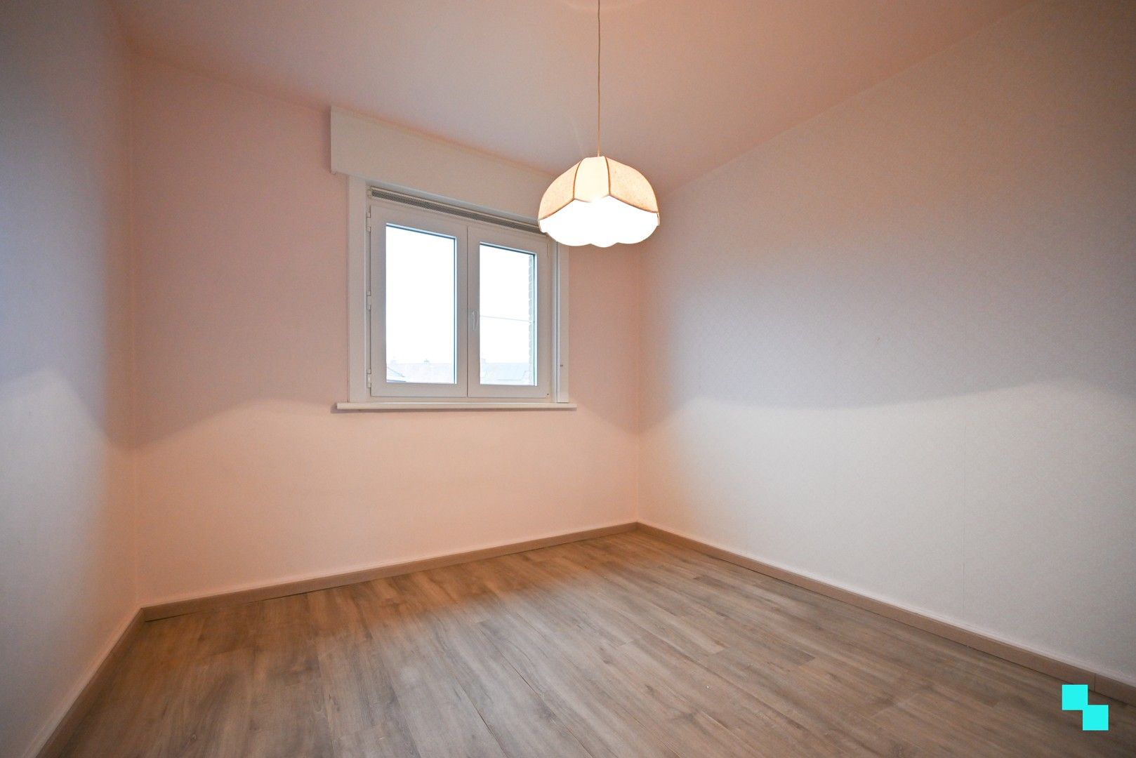 Rustig gelegen ééngezinswoning nabij centrum Izegem met garagebox en uitweg foto 23