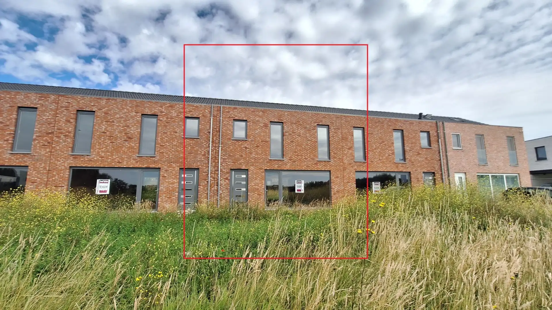 Huis te koop foto {{pictureIndex}}