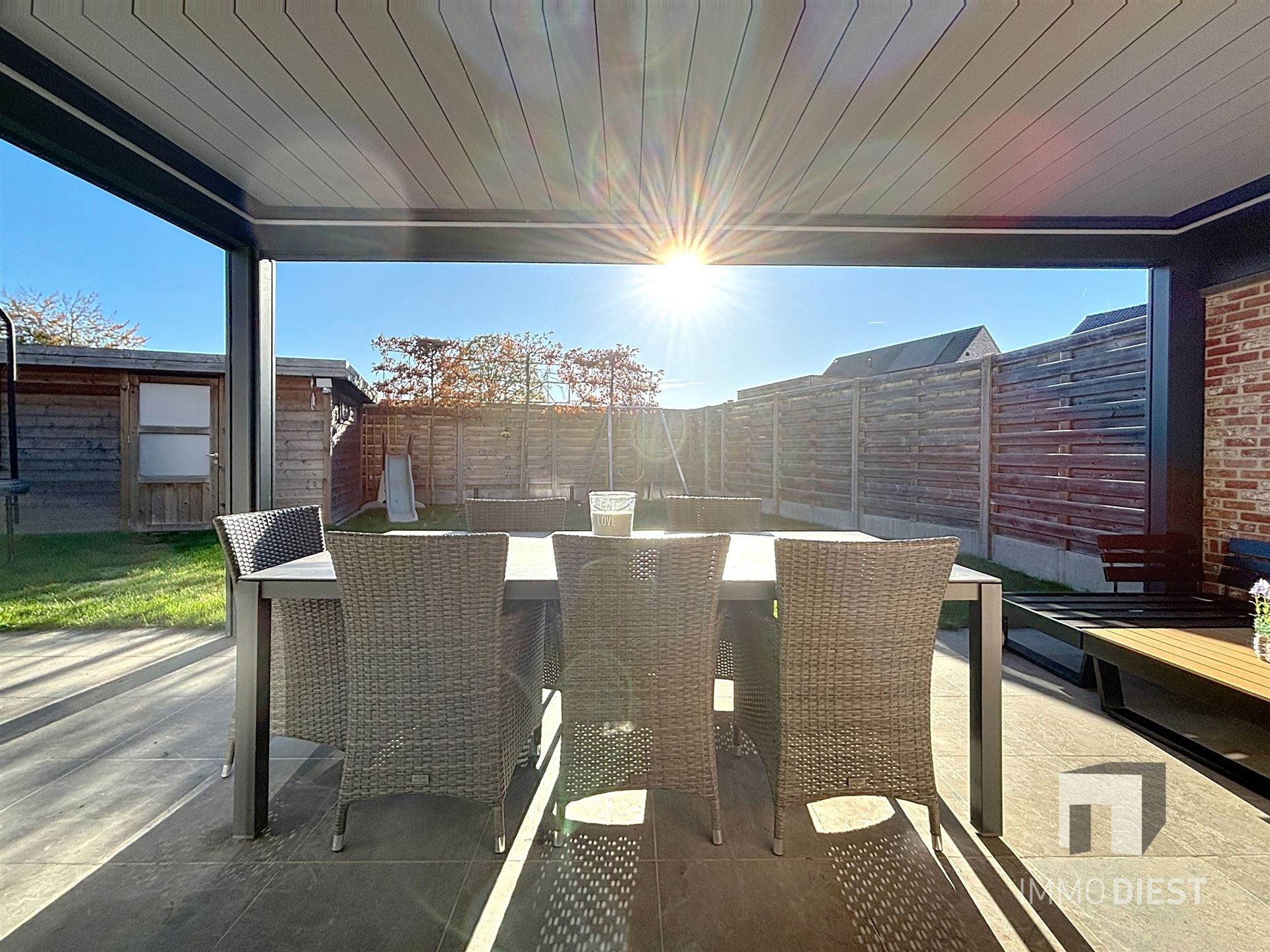 Moderne pastorijwoning op 3a 06ca met gunstige ligging in Veerle. foto 30