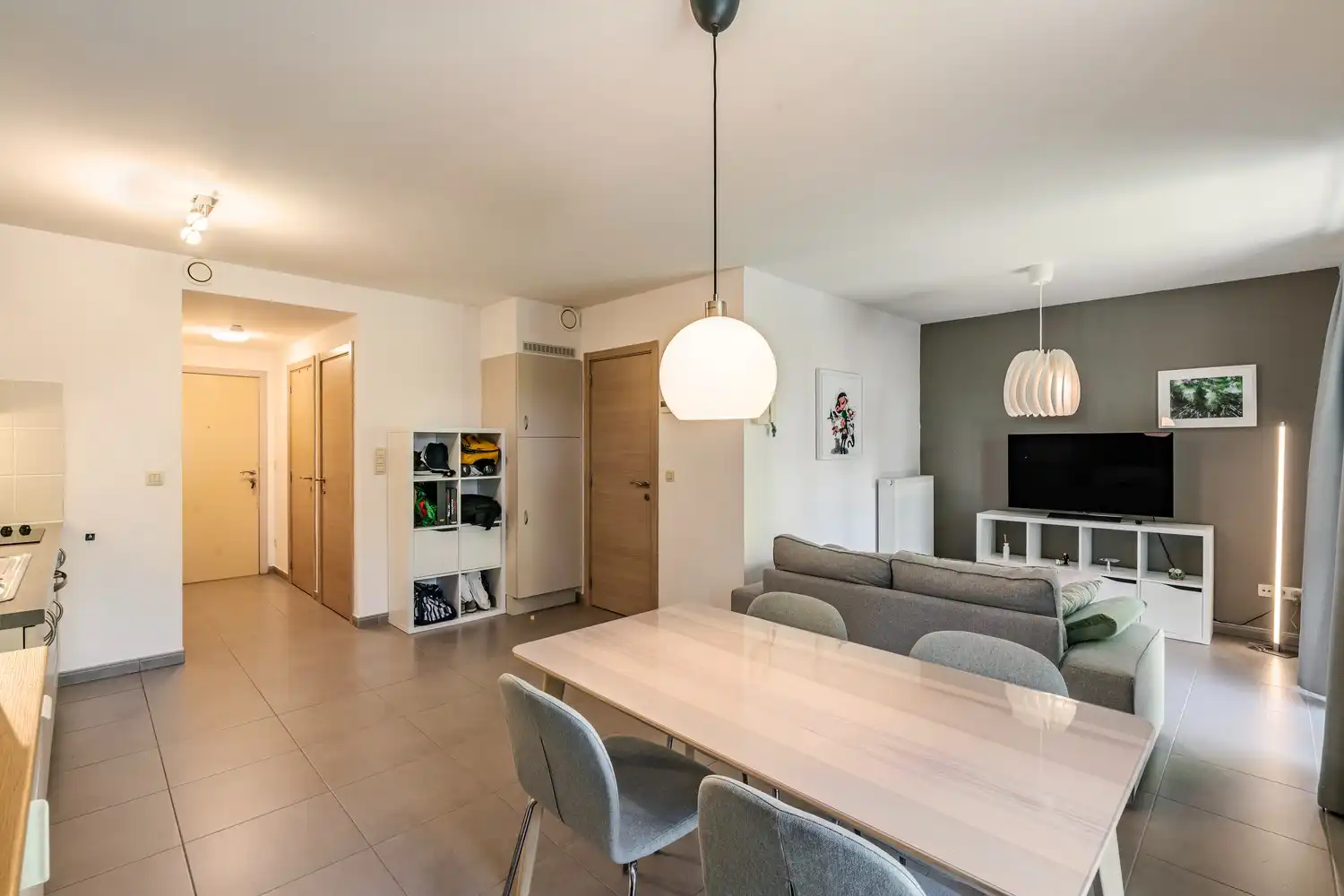 Instapklaar 1-slaapkamerappartement met terras en ondergrondse staanplaats foto 9