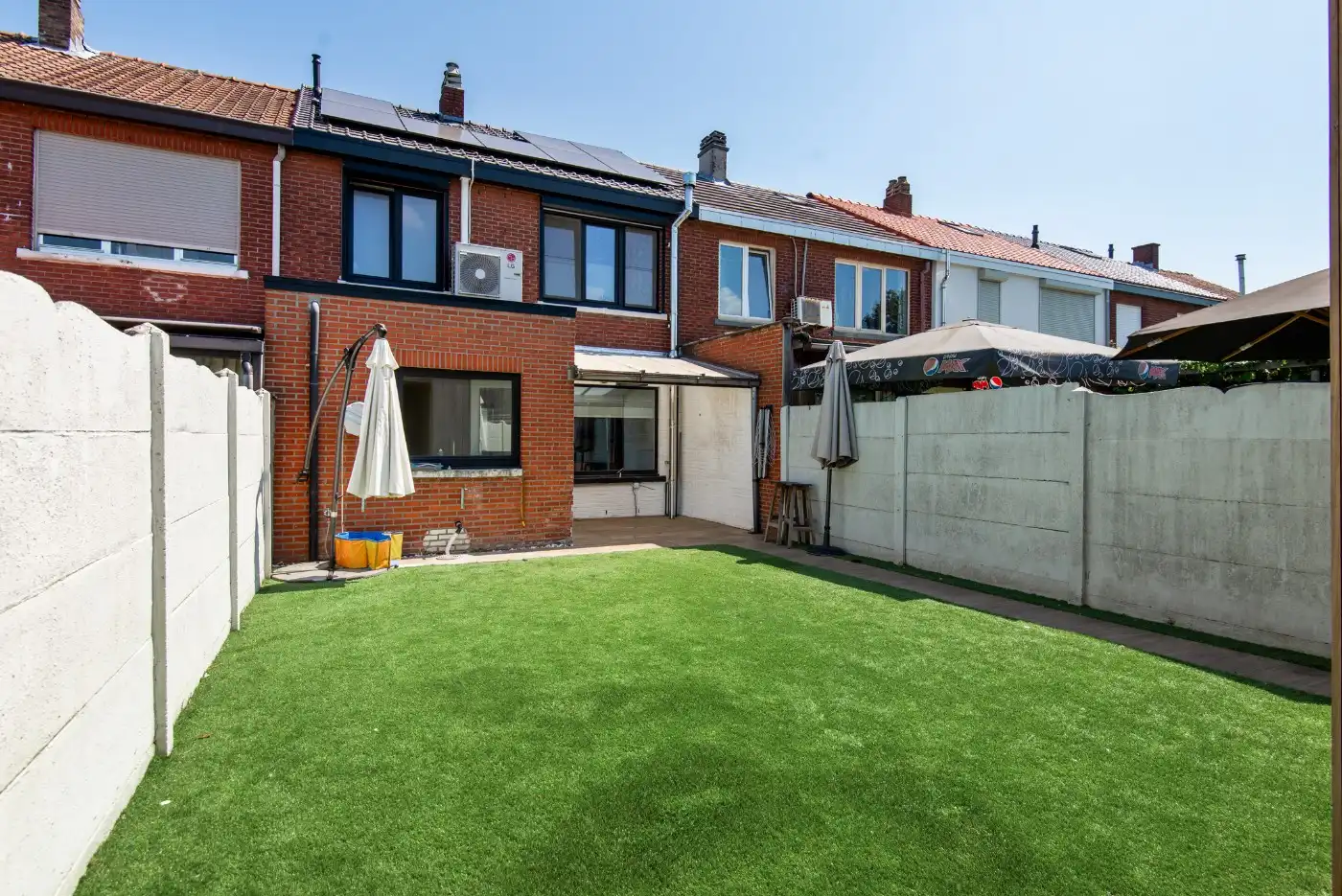 Centraal gelegen, gerenoveerde woning met 3 slpk. en west-tuin foto 23