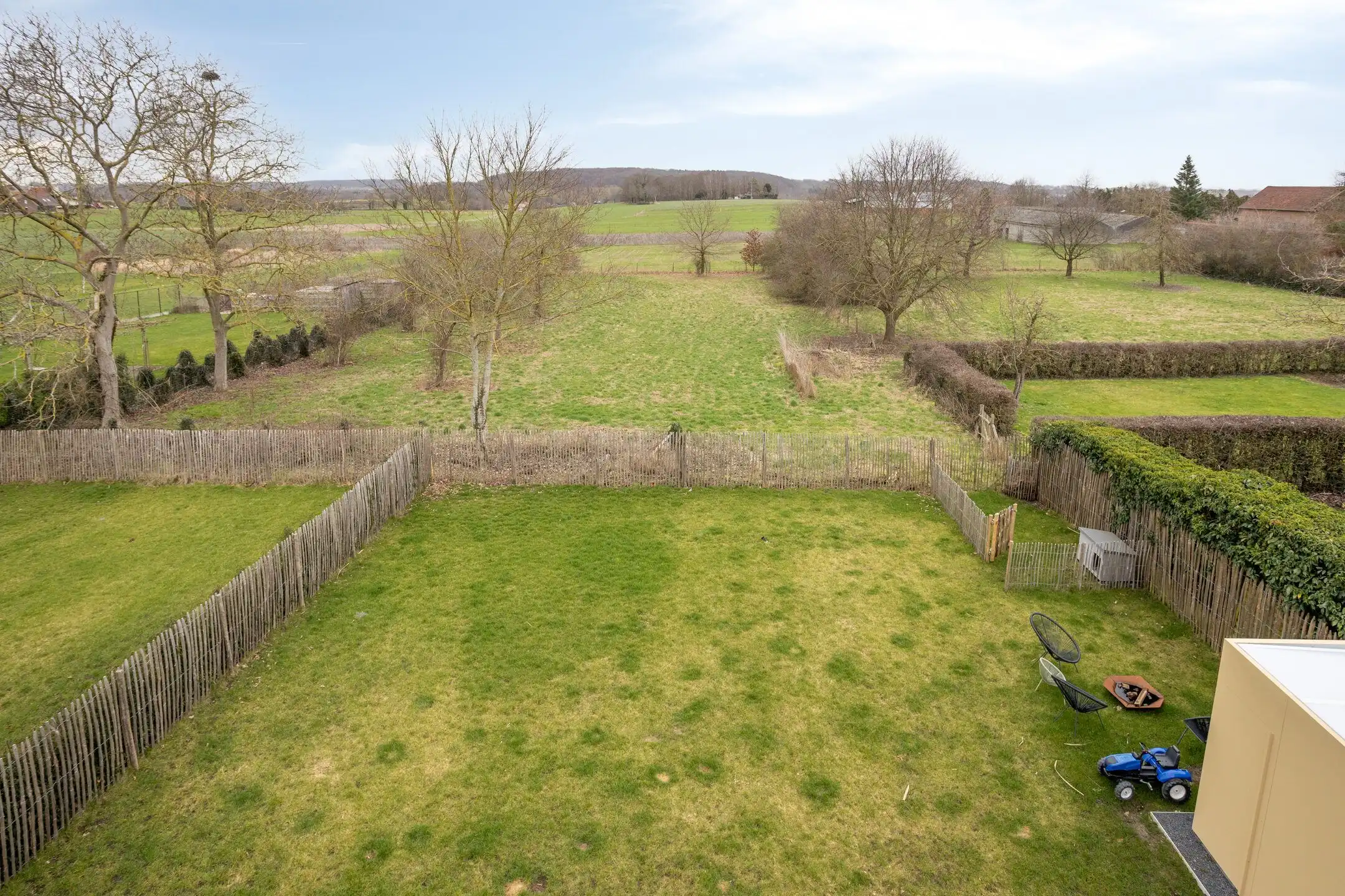 Stijlvolle villa: Landelijk wonen met open vergezichten foto 26