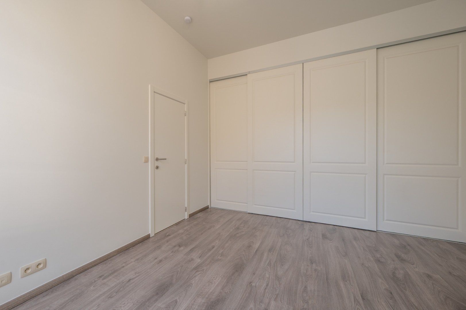 Stijlvol appartement met 2 slaapkamers en autostandplaats  foto 12